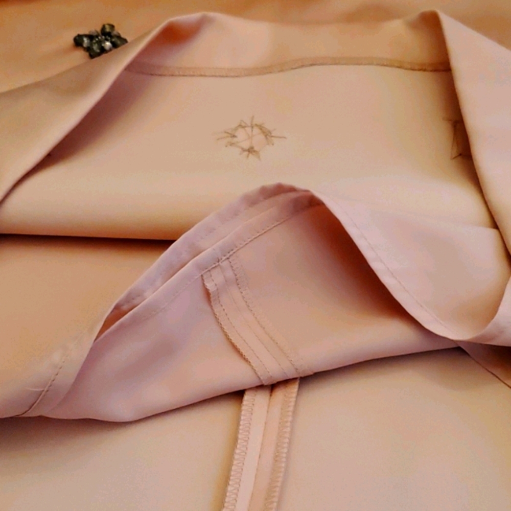 Dress - Picture 5 of 5